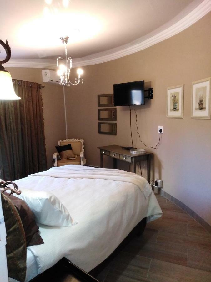 Villa Rosa Guest House Zeerust Luaran gambar